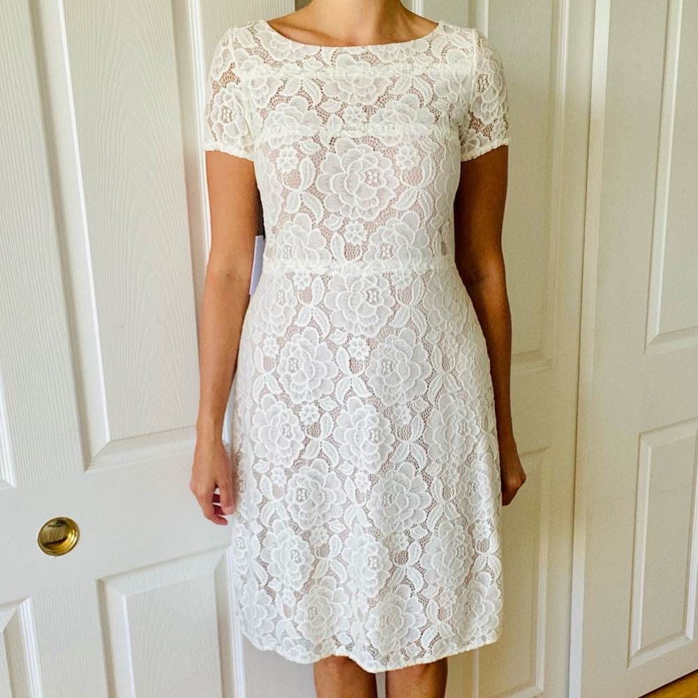 Brand New! Ivanka Trump Ivory Lace Dress - Picture 5 of 8